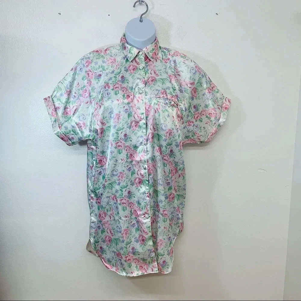 Kathryn Satin Nightshirt Small Pink Floral Button Front Soft Lining Short Slv